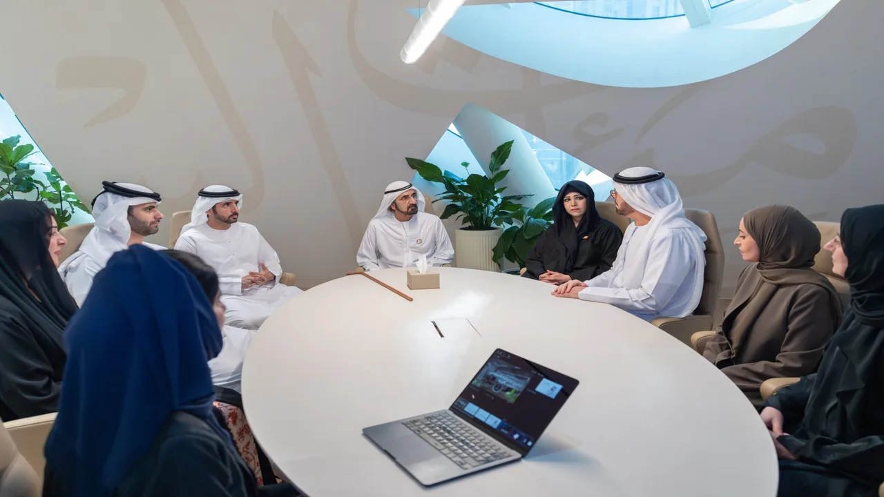 الإمارات تضع استراتيجية طموحة لتصدر دول العالم في دمج الذكاء الاصطناعي حكومياً